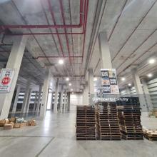 Cf Ready Warehouse at Hicom Glenmarie for Rent