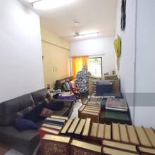 Corner @ Ground floor @ Villa Danau Apartment, Facing Garden