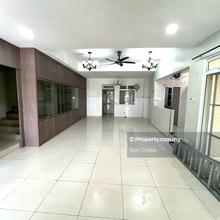 Horizon Hills 2.5 Storey Cluster House Good Condition