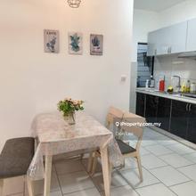 2 Bedroom 2 Bathroom, Fully Furniture , Ready Move In 