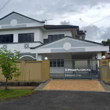 Kempas Semi-Detached House For Rent