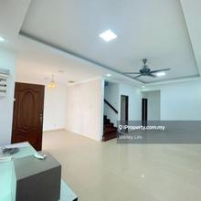 2.5 Storey Terrace, Renovated, Kitchen Cabinet, Puteri 8