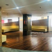 Commercial bungalow for Sale