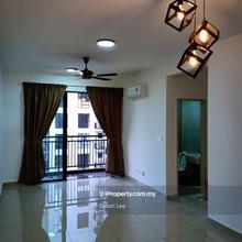 Well-maintained unit in strategic location