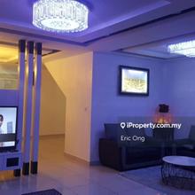 Seaview 3 storey terrace house