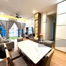 Baypoint Country Garden Danga Bay