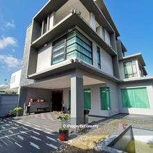 Semi-D house for Sale