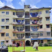 Apartment in Taman Sri Endah - Kuala Lumpur