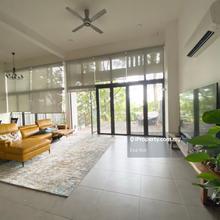 Terrace house for Sale