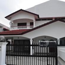 Spacious Semi-D with Private Garden, Greenery Environment Area