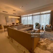 Good Condition / Designer unit / Move in ready