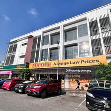Near Legoland , Sunway, East Ledang, eco botanic & etc 