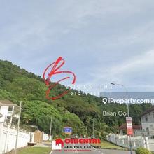 Two & Half Storey Bungalow at Cosy Location Near Inti College Big Land