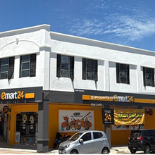 Corner unit limited 1st floor shoplot rent Kuala Selangor