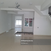 Perennia Rimbayu 5 rooms for rent