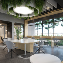 Strategic location. Spacious living room, 250m to KTM/LRT