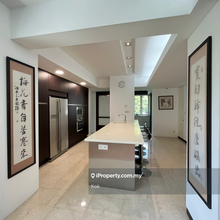 Nice spacious unit