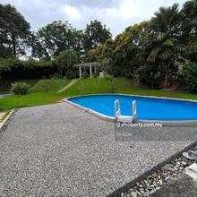 Luxurious 2.5 Storey Bungalow with pool at Ledang Heights for Sales