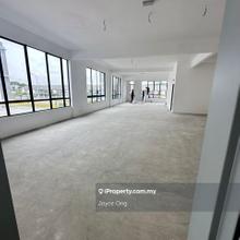 Austin Crest Emerald 3