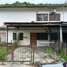 Below value landed house for sale at taman sri kampar 