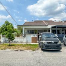 End Lot 1 Storey Terrace Taman Salak Lestari, Salak Tinggi Selangor