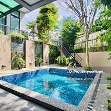 Luxurious Semi-D with Private Pool & Garden - Privacy & Resort Feel