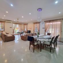 Semi-D 40x80, two adjacent unit, Bandar Nusaputra Puchong, Renovated