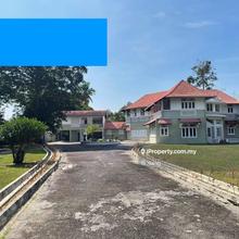 Commercial Use - Big Compound - Well Maintained