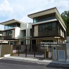 Semi-D house for Sale
