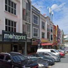 Below Market 350k - 3 Storey Shop - Office @ Damai Mewah, Kajang