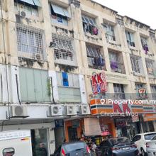 Freehold near LRT station strategic location