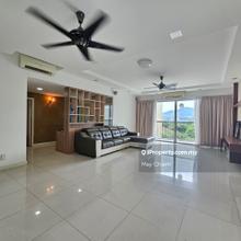 Prime location condo in Gelugor