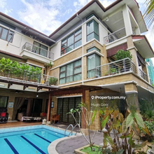 Exclusive Stunning Bungalow with Private Pool&Garden, Fully Renovated