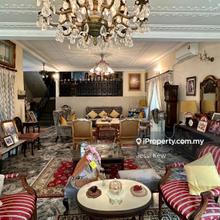 Big Garden Bungalow House For Sale