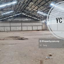 Land Area 4.8 Acres with 11 Loading Bay