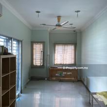3 Storeys End lot