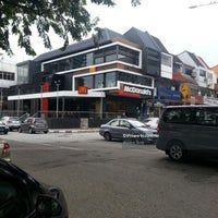 Taman Tun Corner Shop at busy street