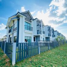 Terrace house for Sale