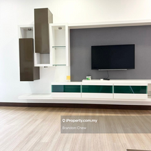 Riverine Emerald Condo For Rent