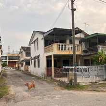 Bercham 2 Storey Terrace Endlot