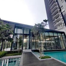 Walking to French International school