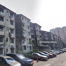 Flat Desa Petaling, block 56 for sale