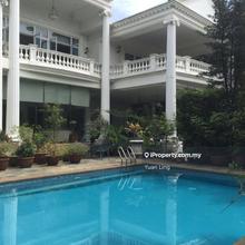 Spacious 2 Storey Bungalow with Swimming Pool Bangsar