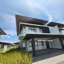 Semi D With Huge Land Area  45x110, Hampton Residences Sungai Buloh