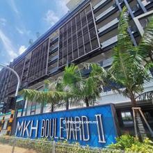 New Unit 3 Bedroom for Sale, Freehold Next to MRT KTM High ROI