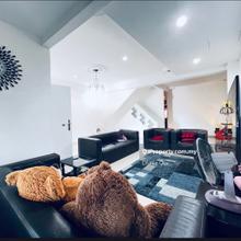 Moving In Condition 2 Storey Fully Renovated Unit