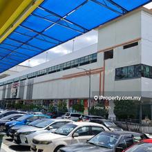Entire floor of car park to let suitable for car dealer or reseller 