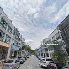 3 Storey Shop