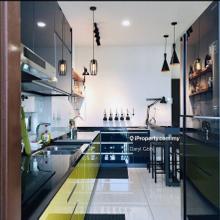 Luxury Penthouse with private rooftop stunning seaview
