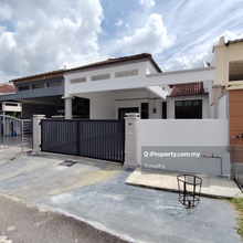 Renovated freehold terrace house for sale in Rembia